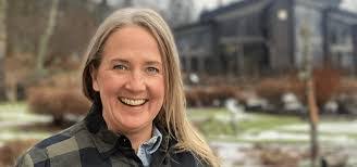 Sandra Lofgren's Instagram, Twitter & Facebook