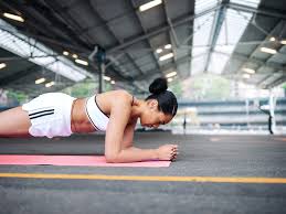 Apart from the benefits of phalakasana (plank pose), some of the additional benefits derived with the practice of plank pose knee to elbow are explained below: How To Do A Forearm Plank Modifications Benefits And Tips