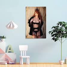 TZDHM Christina Hendricks Hot Sexy Busty Poster Celebrities Poster Canvas  Painting Wall Art Poster for Bedroom Living Room Decor08x12inch(20x30cm) :  Amazon.ca: Home