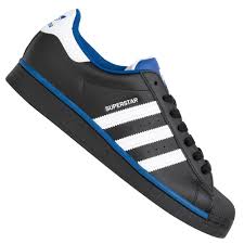 Diese und viele andere produkte sind heute im adidas online shop unter adidas.at erhältlich! Adidas Originals Superstar From The Courts To The Streets Sneaker Fv4190 Sportspar
