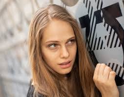 Candice Sneed's Instagram, Twitter & Facebook