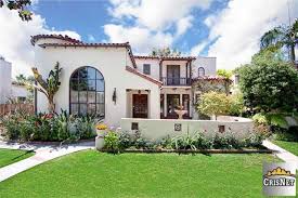 Toluca Lake Home Spanish Style Homes Spanish House Front Courtyard