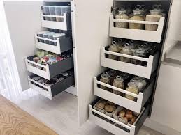 Artık mutfaklar için kış hazırlıklarının da tamamlandığı bir dönem bu dönem. Kiler Dolaplarim Nasil Olmus Kiler Dolabi Duzenim Mutfak Turu Youtube