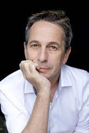 Chilenischer regisseur und schauspieler (de); Alfredo Castro Se El Peso Historico Que Tengo Sobre Mis Hombros Golden Globes