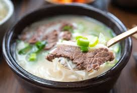 Seolleongtang Ox Bone Soup Korean Bapsang Recipe In 2020 Bone Soup Beef Bones Korean Soup Recipes