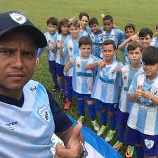 Londrina is playing next match on 31 jul 2021 against cruzeiro ec in brasileiro serie b.when the match starts, you will be able to follow cruzeiro ec v londrina live score, standings, minute by minute updated live results and match statistics.we may have video highlights with goals and news for. Escola De Futebol Londrina Ec Photos Facebook