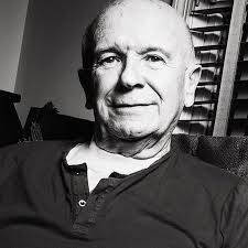 3 Artis Internasional yang Meninggal Karena COVID-19