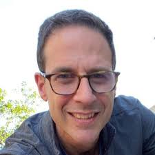 Melanie Singh (@BastSingh)