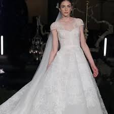Check spelling or type a new query. Marchesa Brautkleider 2020 Die Haute Couture Marke Und Ihre Exklusiven Designs