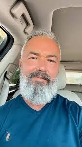 Michael Hefley's Instagram, Twitter & Facebook