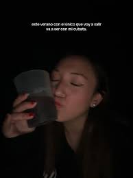 Elsa Álvarez (@eelsalvarezz)