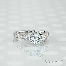 Classic Three Stone Detailed Engagement Ring In 2019 Three