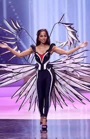 Kudos to the new miss universe ph idea of something other than a filipiniana but the presentation was just too simple especially coming from team philippines. Nnsb5j0oxytunm