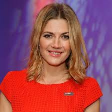 Mit 30 jahren wurde bei petra gerster ein riesenzelltumor entdeckt. Nina Bott Diagnose Nach Wochenlanger Krankheit Gala De