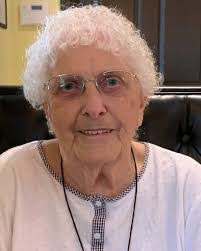 Leon Seymour's Instagram, Twitter & Facebook