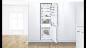 With 114l of net capacity, this fridge is made in europe. Bosch Kin86af30o Built In Fridge Freezer With Freezer At Bottom