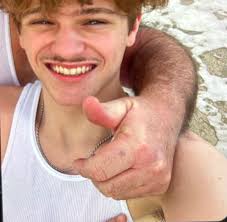 MISSING/RUNAWAY JUVENILE Austin Colvin, age 17, 5'00”, 100 lbs., brown  hair, blue eyes. Last known to be wearing black pants with a red/white  stripe, black hoodie, black shoes, and a red/black backpack.