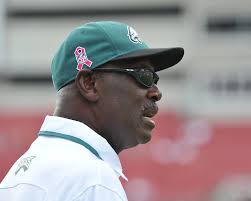 Carmichael to Canton; Eagles Legend Finally Gets the Nod