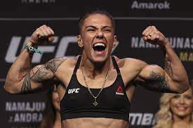 Rose namajunas picked up combat sports at a very early age, when she started practicing taekwondo at 5 years old. Jessica Andrade Wins Title After Beating Rose Namajunas Via Knockout At Ufc 237 Bleacher Report Latest News Videos And Highlights