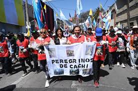 Salta se Abraza a la Fe: Peregrinos Rinden Honores al Milagro