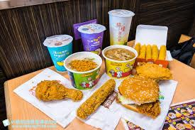 丹丹漢堡（英語： dandan hamburg ）是台灣的一家速食品牌，特色是提供中西合併的餐點。 創立於 1984年 於 高雄市 前金區 創立第一間店 2 ，名列臺灣網路媒體民調「最常去消費速食店」的第二名 3 ，被台灣媒體稱作「速食南霸天」 2 4 5 6 7 。 ä¸¹ä¸¹æ¼¢å ¡2021èå®å¹æ ¼åå¨é¨éå¸è³è¨ å¿é»æ¨è¦ä¸è¸©é· åé¨å¿åç¾é£æ¨è¦ å°ä½³çå¹»æ³ä¸ç