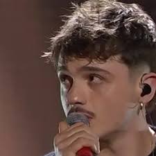 Explore personalized AI characters related to “olly"|PolyBuzz