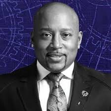 Sujan Patel's Book Recommendations (Updated for 2025)