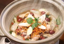 The restaurant's fish maw soup is usually thick quite thick, but you can adjust it by adding or reducing the amount of corn starch or tapioca flour being used. Hokkaido Fresh Fish Thick Soup Prepared With 3 7 Hokkaido Milk Ryunabe Bangkok