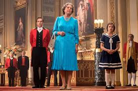 Downton Abbey S Penelope Wilton On What Wearing Queen Elizabeth S Clothes In The Bfg Taught Her Penelope Wilton Bfg Big Friendly Giant