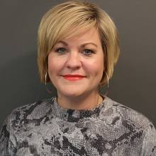 Jo Tanner's Instagram, Twitter & Facebook