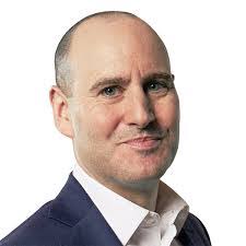 Katrina Lewin's Instagram, Twitter & Facebook