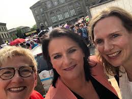 Iris Frey (@IrisFrey)