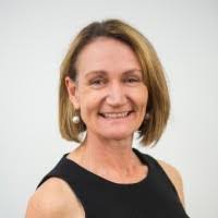 Leanne Ring's Instagram, Twitter & Facebook