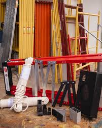 Dale nueva vida a tu escala! ? Tenemos repuestos para escalaras de tijera y extensibles: seguros, resistentes y fáciles de instalar. No compres una nueva, renuévala hoy mismo. Contactos: ?Panamá 6453-5845 ?El
