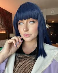 TFW your hotel room is so shitty you have to stand