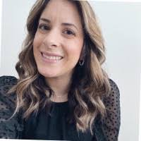 Gina Piazza's Instagram, Twitter & Facebook