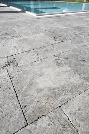 Travertin Caballo Grau Naturstein Kalkstein Alphastone In 2020 Natursteine Kalkstein Terrassen Ideen