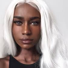 Something Of Her Spoke Of Other Worlds Of Cold Distant Stars A Band Of Charcoal Freckles Lined Her Nose And Sharp Cheekbones Beauty Hair Beauty Pretty Face
