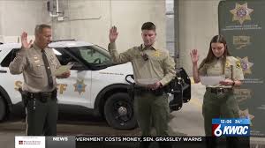 Scott Co. deputies sworn in, finally filling open positions