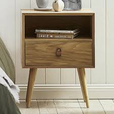 At jysk, we have a super selection of great quality painted, metal and oak bedside tables in a variety of heights. Temple Webster Oak Luna Bedside Table