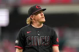 Game 36: Reds at Cubs (7:40 PM ET) – Abbott vs. Taillon