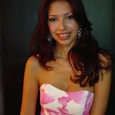 Laura Arocha's Instagram, Twitter & Facebook