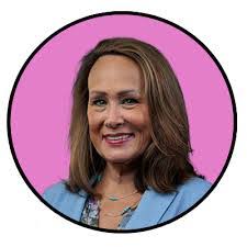 Joanne Misuraca's Instagram, Twitter & Facebook