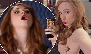 Karen Gillan smoulders as she poses topless in new sitcom Selfie | Daily  Mail Online