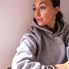 Shirley Kemper's Instagram, Twitter & Facebook