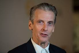 Doctor Who star Peter Capaldi resurrects Malcolm Tucker for Bafta speech