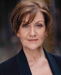 Janet Mooney's Instagram, Twitter & Facebook