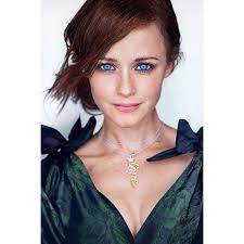 не позволяй душе лениться чтоб в ступе воду не толочь Pin By Amelia Mccrary On Fashion With Passion Bledel Alexis Bledel Glamour