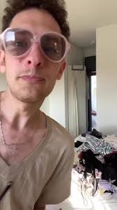 ‏קלאסיקה מפעם @its_pink_poodle ממי אנחנו קורעות