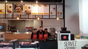 Pomme De Pain Sarcelles Et Qwartz La Franchise Permet De Beneficier De Toute La Notoriete De L Enseigne